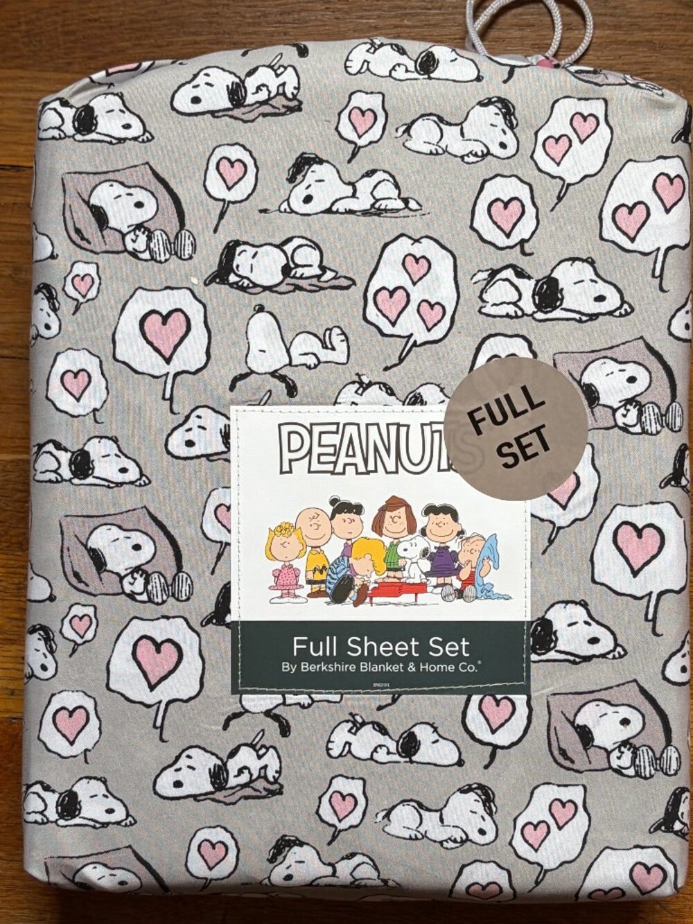 PEANUTS Sleeping Snoopy Pink Hearts TWIN Size Sheet Set Sleeping Dreaming